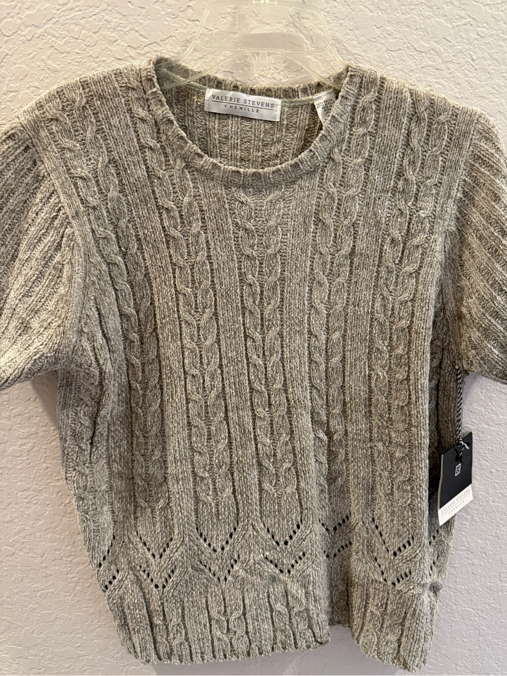 Valerie Stevens Taupe Cable-Knit Short Sleeve Sweater